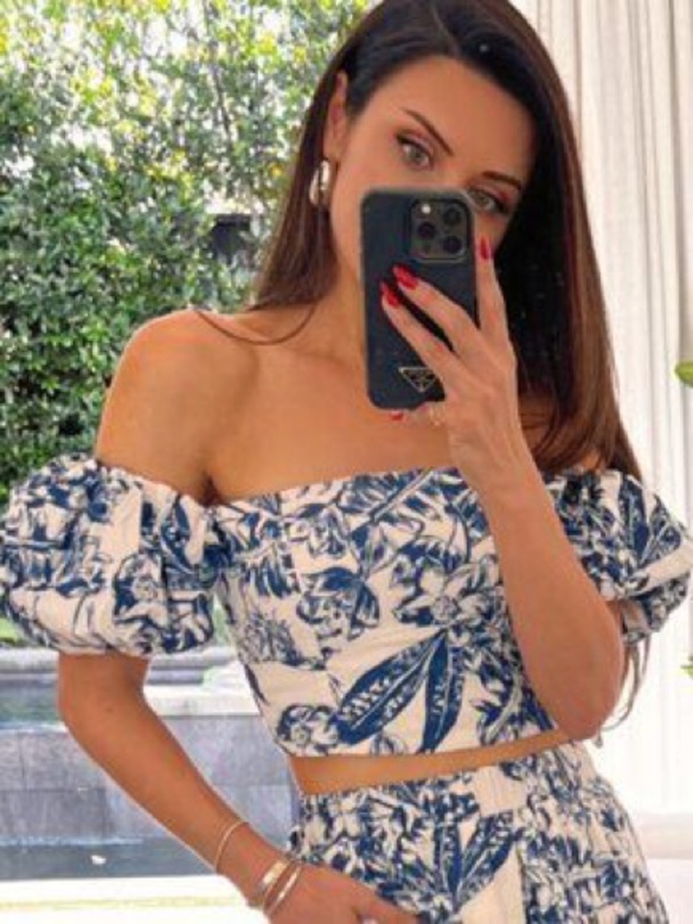 Abercrombie & Fitch Blue and White Off-Shoulder Floral Crop Top